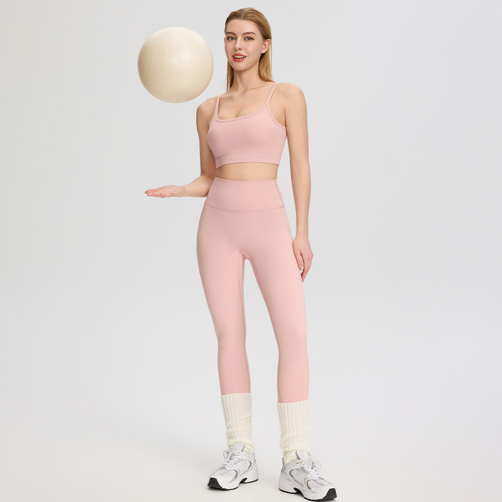 Women's yoga Pilates training  - Pilates In Yoga Pants recension och pris